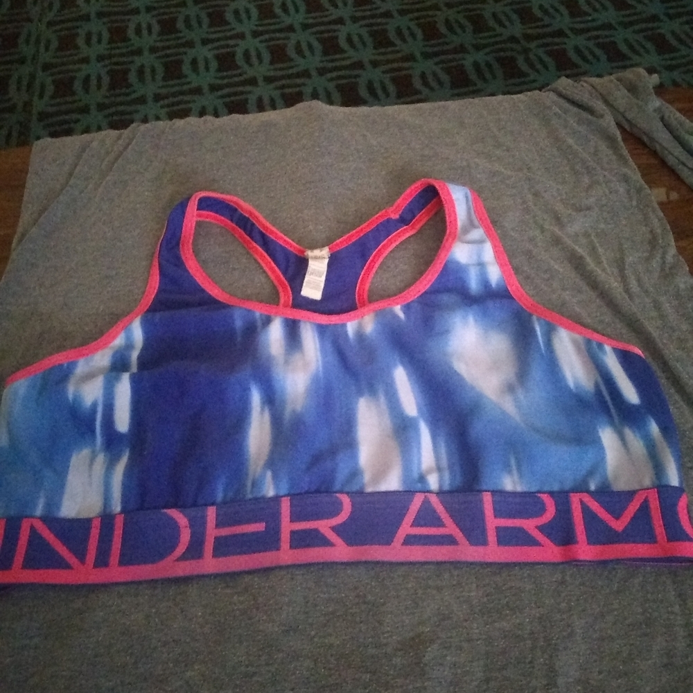 Under Armor Ladies Sports Bra